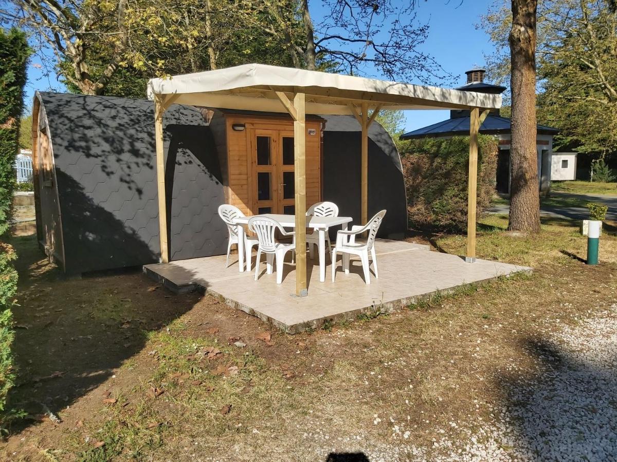 Camping Les Maraises سان مارتن دو ر المظهر الخارجي الصورة