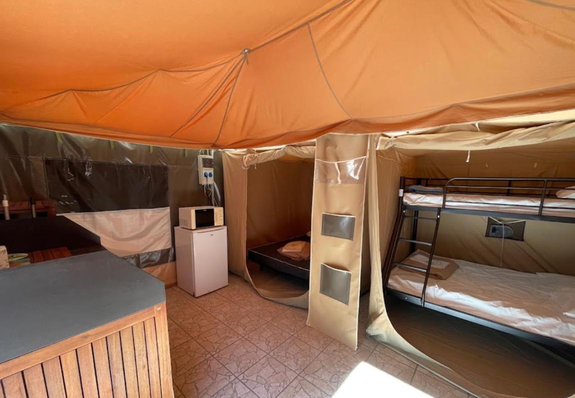 Camping Les Maraises سان مارتن دو ر المظهر الخارجي الصورة